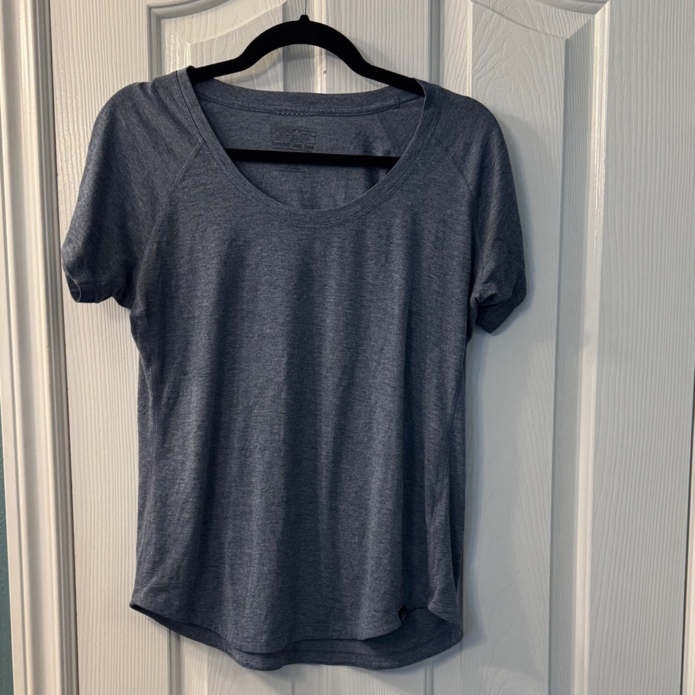 Women's Heather Grey blue Patagonia capilene cool trail tee